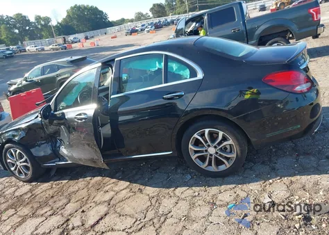 2016 Mercedes-Benz C 300 4Matic/Luxury 4Matic/Sport 4Matic из США, поврежденный, VIN 55SWF4KB1GU115585